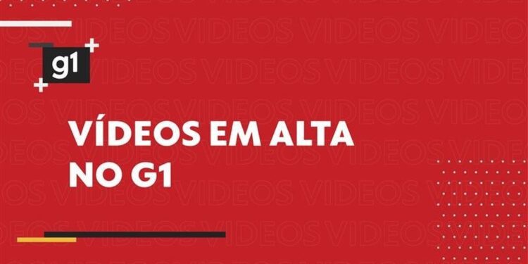 Três ônibus universitários de Lagoa Grande e um carro se envolvem em acidente na BR-428 em Petrolina